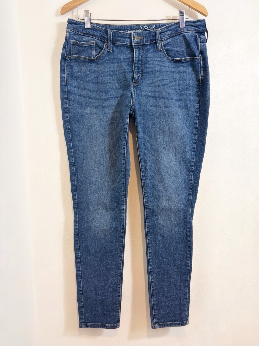 Universal Thread Curvy Skinny Stretch Jeans